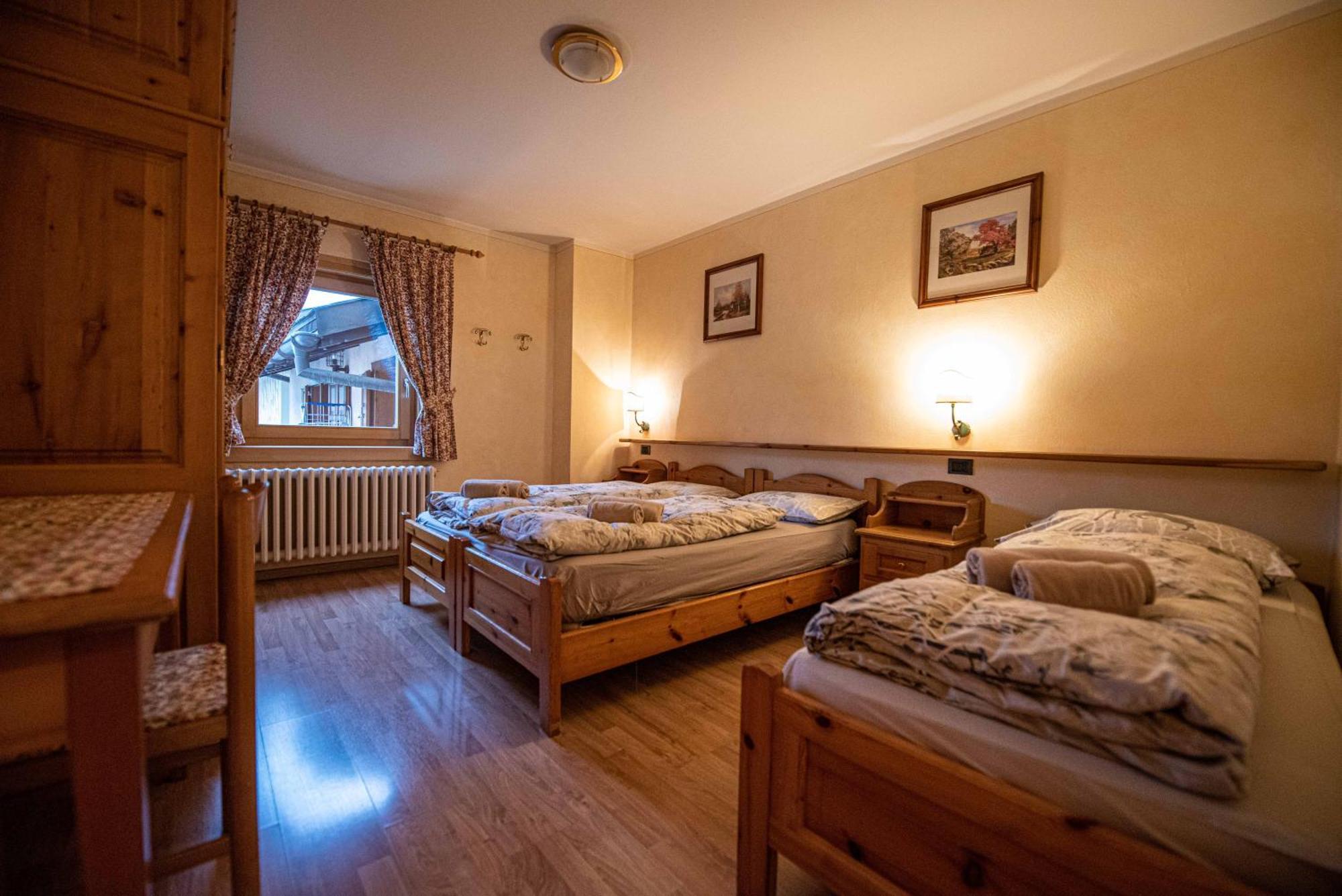 Apartments & Rooms MyholidayЛівіньо Екстер'єр фото